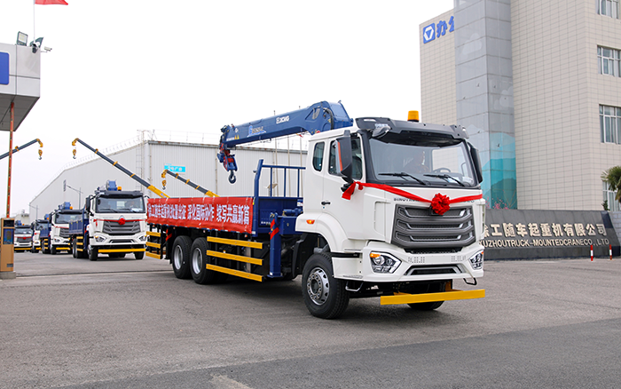 徐工SQS250隨車起重機(jī)批量發(fā)車，助力 “一帶一路” 沿線基建騰飛