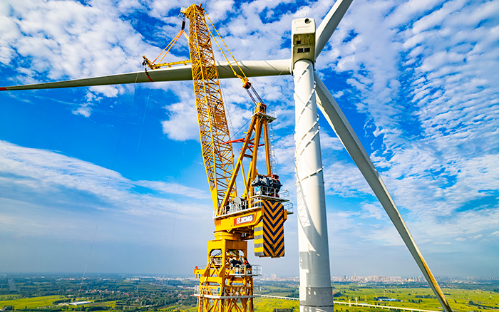 水田工況實(shí)錄 | 徐工XGL3300-220S擎起185米風(fēng)電新高度