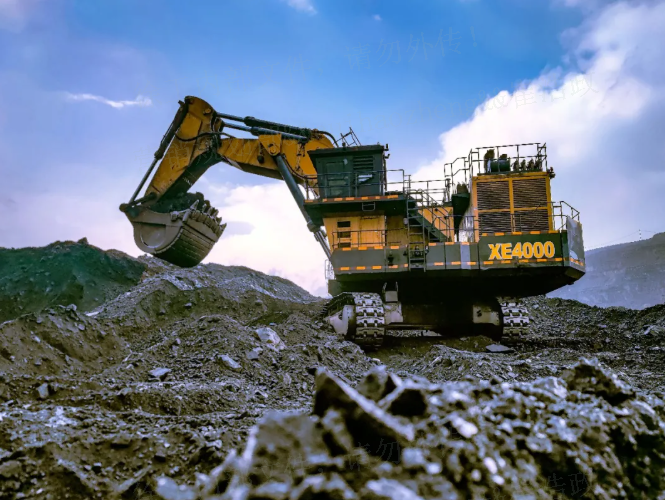 連續(xù)5萬小時出勤！徐工XE4000液壓鏟受礦區(qū)高度贊揚！