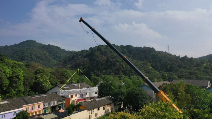 46米跨距吊3天！徐工G2代四橋130噸“闖入”影視圈！