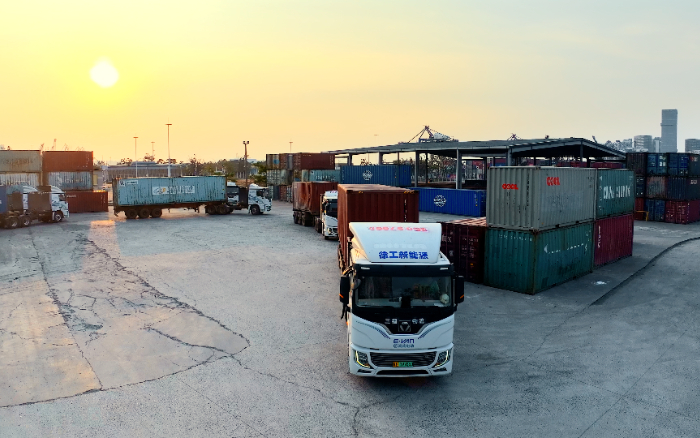 直擊三大痛點(diǎn)！徐工新能源重卡攜手客戶打造盈利生態(tài)