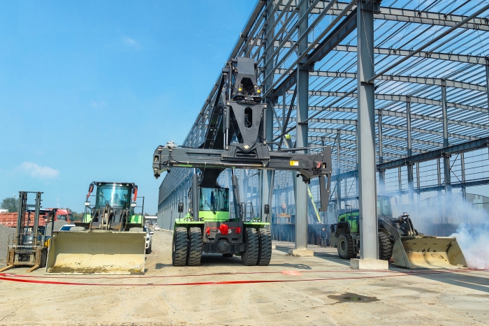 協(xié)同致勝，徐工“綠色艦隊(duì)”開啟多元物流新篇章