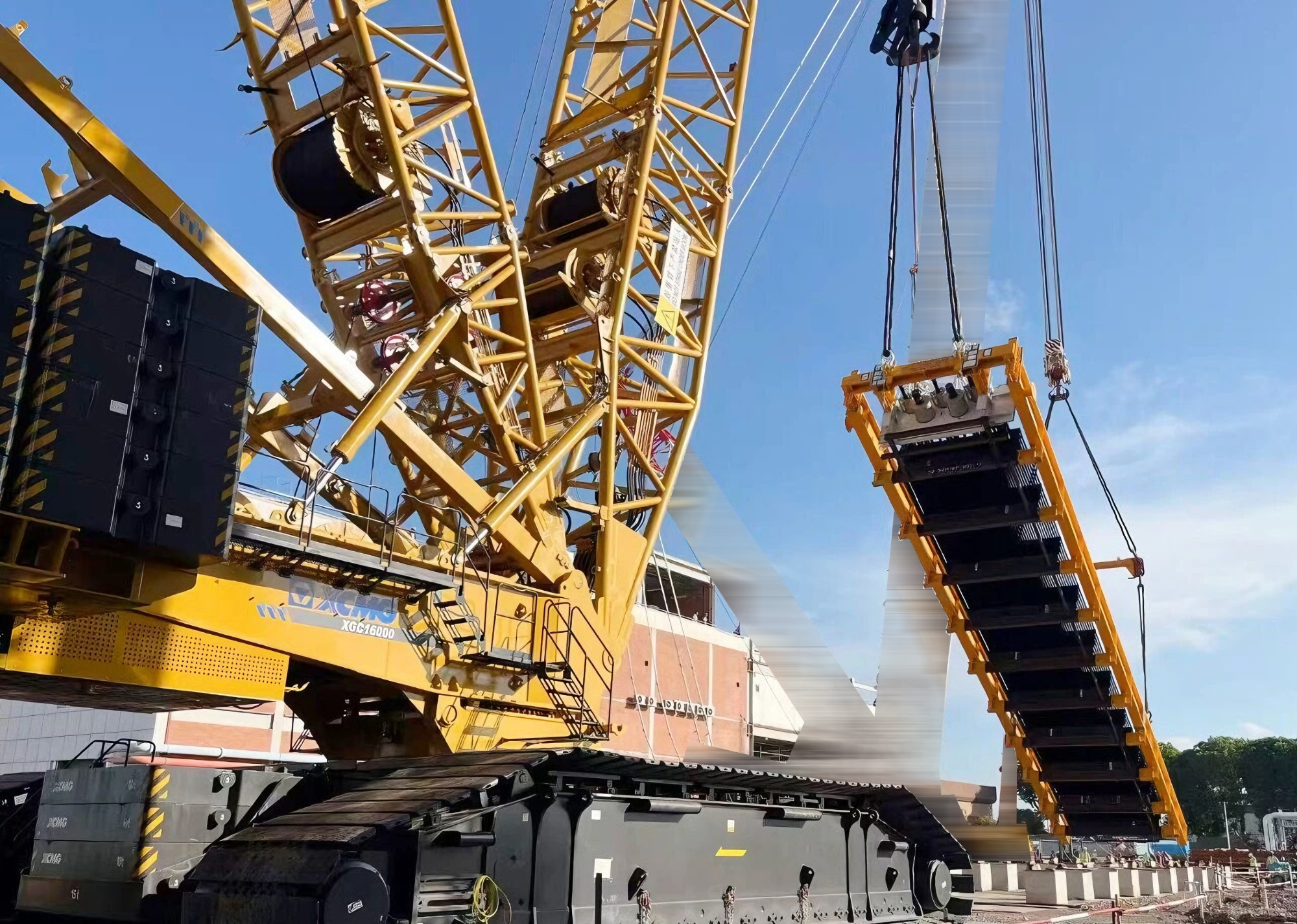 3300噸從從容容！XGC16000現(xiàn)身東南亞，完成海外高端市場嚴(yán)苛實(shí)測